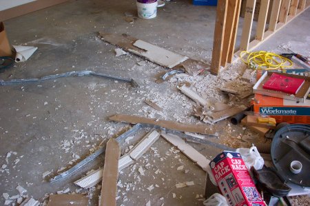 Nice collection of dead sheetrock and other junk.